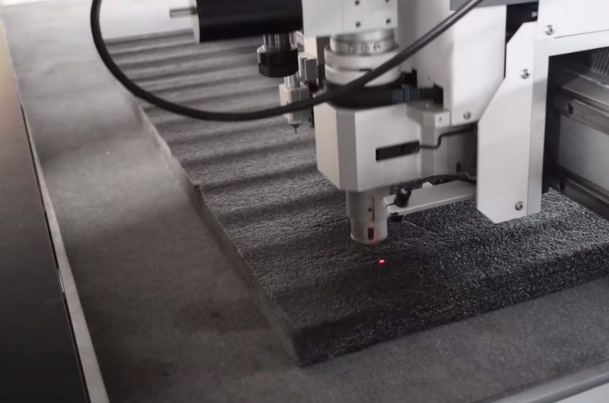 CNC Vibrating Knife Foam Cutting machine